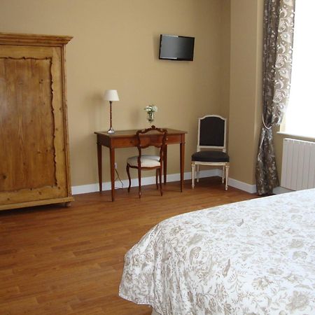 La Cour Des Carmes Bed & Breakfast Arras Cameră foto